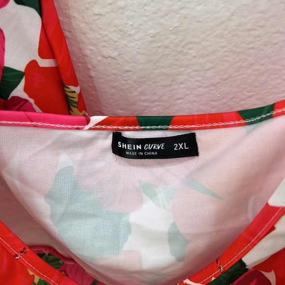 NEW Tropical Print Two Piece Crop Top & Skirt Set - Picture 6 of 15